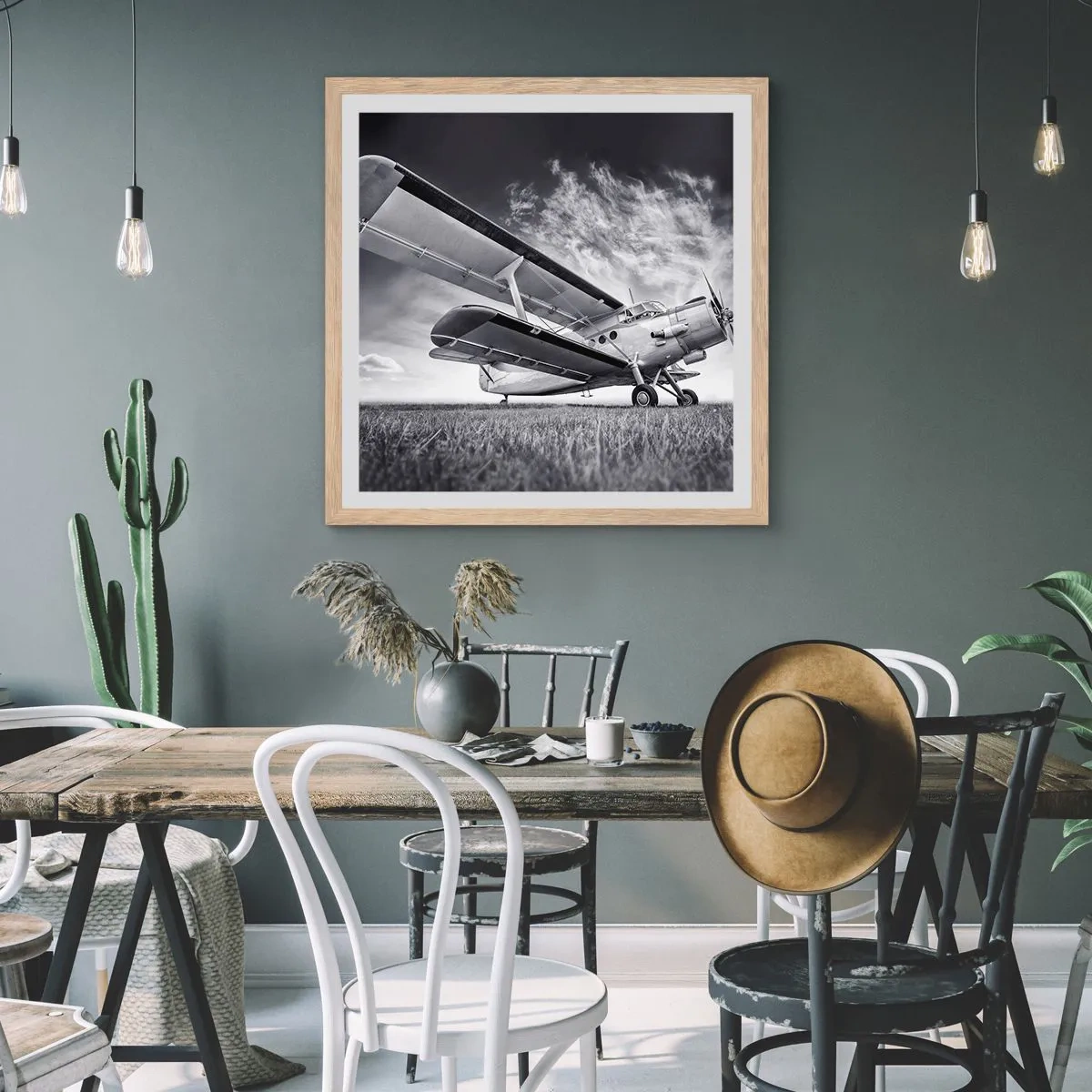 Poster in cornice rovere chiaro - Giramondo alato - 50x50 cm