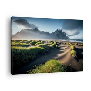 Quadro su tela - Stampe su Tela - Dune verdi con montagne sullo sfondo sotto un cielo azzurro - 70x50cm - Armonia degli elementi - Decorazione murale moderna per soggiorno e camera da letto ARTTOR