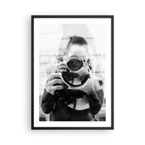 Poster in cornice nera - Doppia esposizione del fotografo e della macchina fotografica in bianco e nero - 50x70cm - Il creatore e il materiale - Decorazione murale moderna per soggiorno e camera da letto ARTTOR