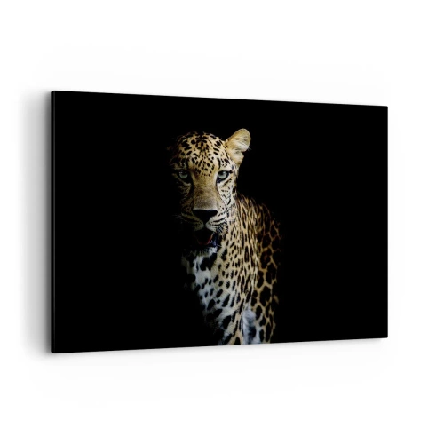 Quadro su tela - Stampe su Tela - Un leopardo su sfondo scuro con sguardo intenso - 120x80cm - Bellezza tenebrosa - Decorazione murale moderna per soggiorno e camera da letto ARTTOR