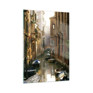 Quadro su vetro - Un canale veneziano con barche circondato da case popolari storiche - 50x70cm - Un angolo di Venezia - Decorazione murale moderna per soggiorno e camera da letto ARTTOR