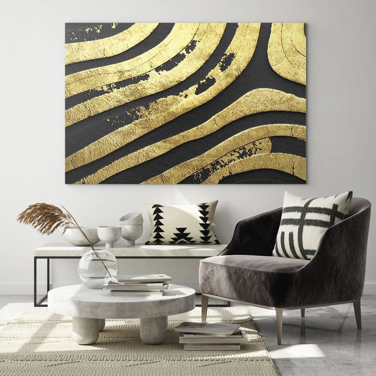 Quadro su vetro - Linee astratte dorate su sfondo nero in uno stile glamour - 100x70cm - Tutto scorre - Decorazione murale moderna per soggiorno e camera da letto ARTTOR
