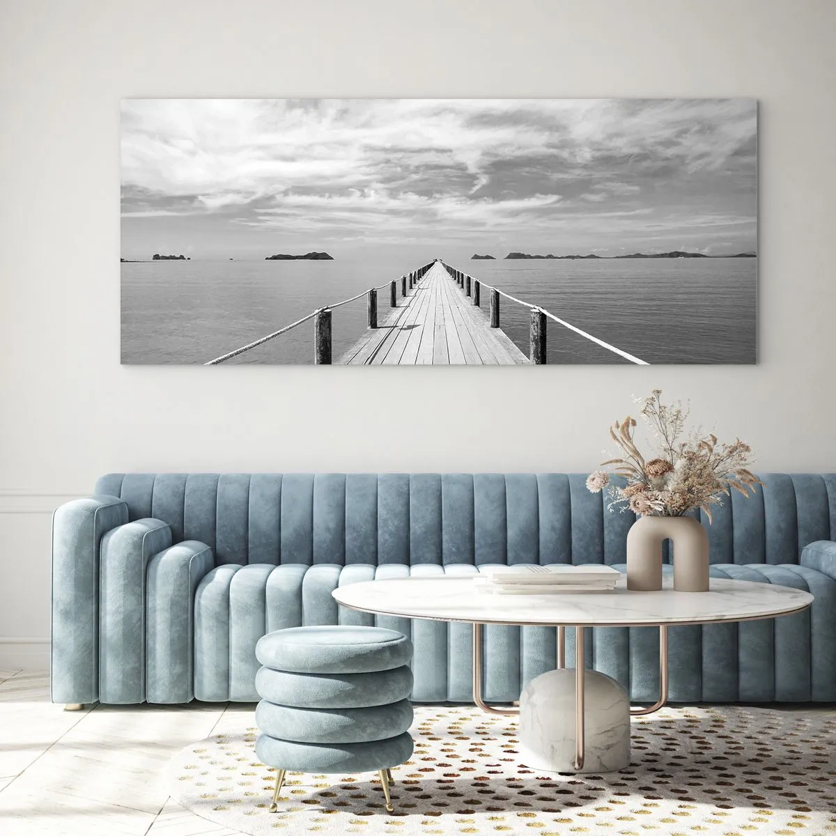 Quadro su vetro - Un molo di legno che si estende in lontananza sopra un mare calmo - 140x50cm - Forse un viaggio... - Decorazione murale moderna per soggiorno e camera da letto ARTTOR