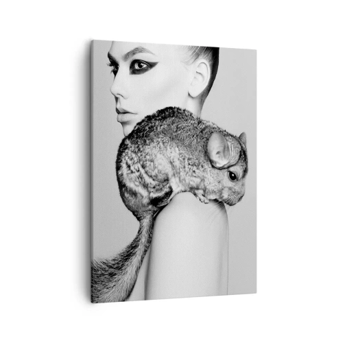 Quadro su tela - Stampe su Tela - Donna stilizzata con un cincillà in un'elegante composizione in bianco e nero - 50x70cm - Dama con il cincillà - Decorazione murale moderna per soggiorno e camera da letto ARTTOR