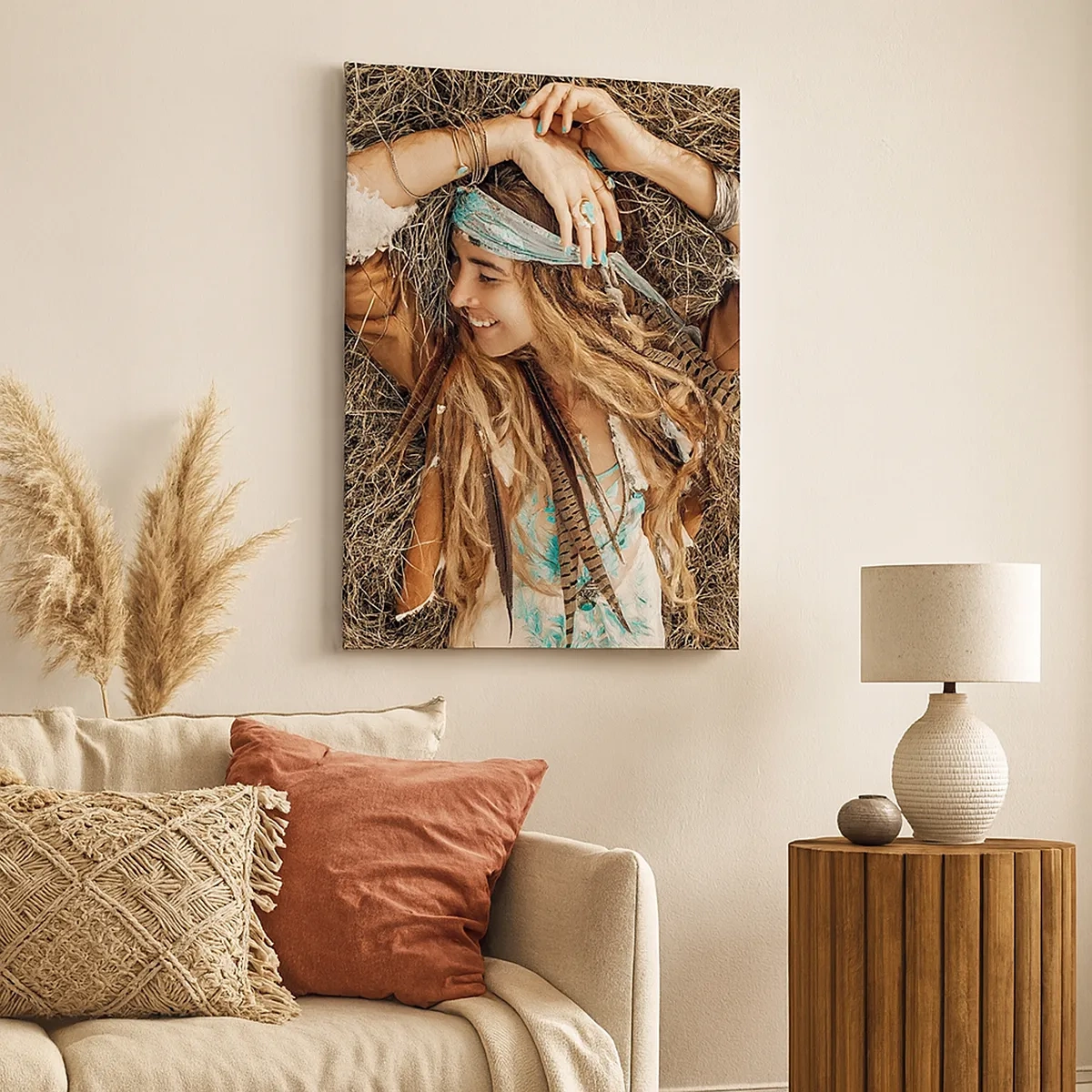 Quadro su tela - Stampe su Tela - Donna in stile boho sdraiata sul fieno - 50x70cm - Verso gli anni dell'amore - Decorazione murale moderna per soggiorno e camera da letto ARTTOR