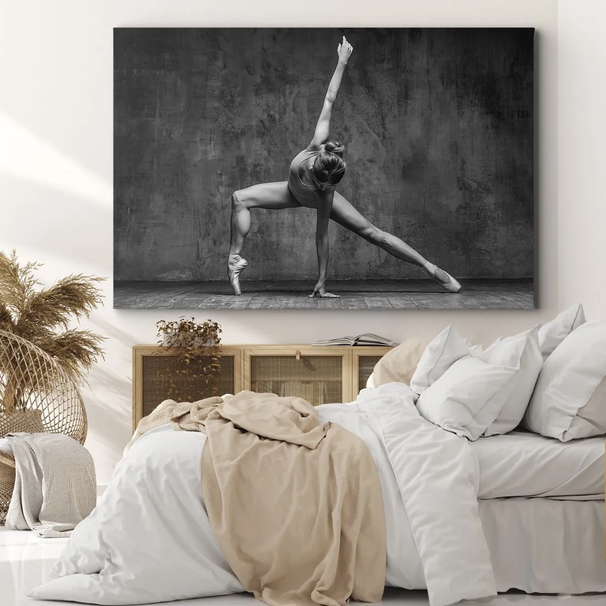 Quadro su tela - Stampe su Tela - Una ballerina in posa artistica contro un muro grezzo - 100x70cm - Ideale di equilibrio - Decorazione murale moderna per soggiorno e camera da letto ARTTOR