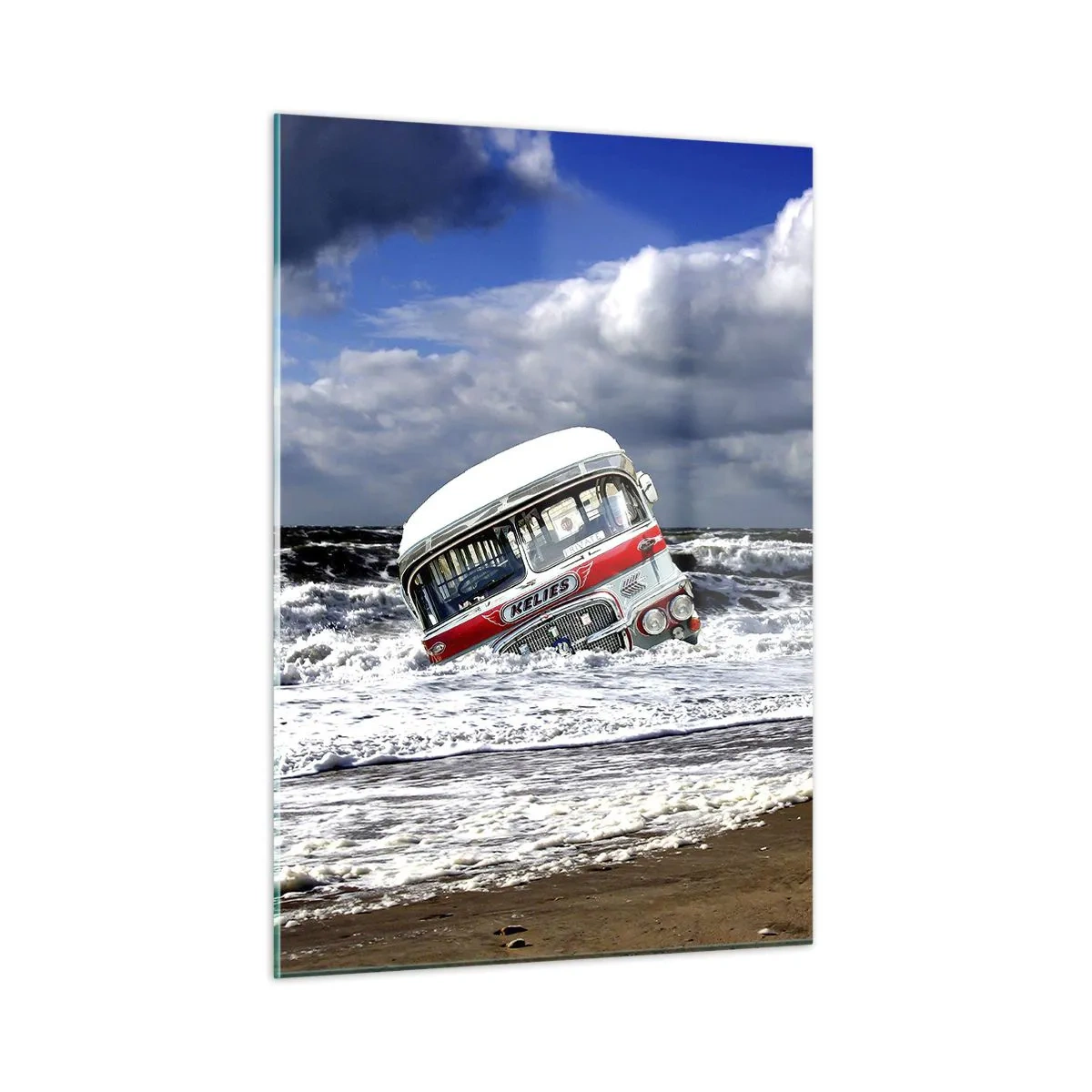 Quadro su vetro - Un vecchio autobus nelle acque di un mare in tempesta - 50x70cm - Ti meravigli? - Decorazione murale moderna per soggiorno e camera da letto ARTTOR