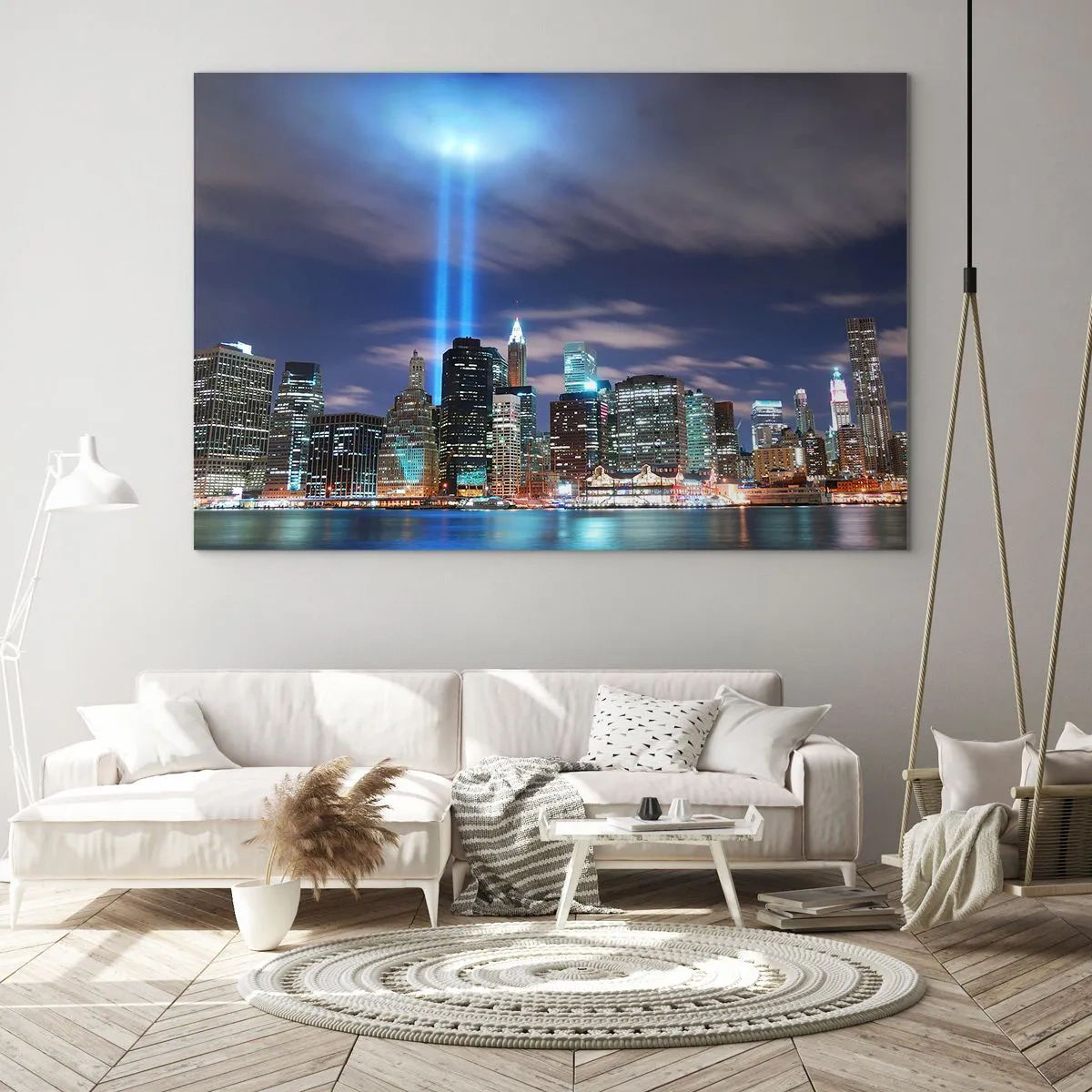 Quadro su vetro - Panorama serale della città con i riflettori - 120x80cm - Toccare il cielo con la luce - Decorazione murale moderna per soggiorno e camera da letto ARTTOR