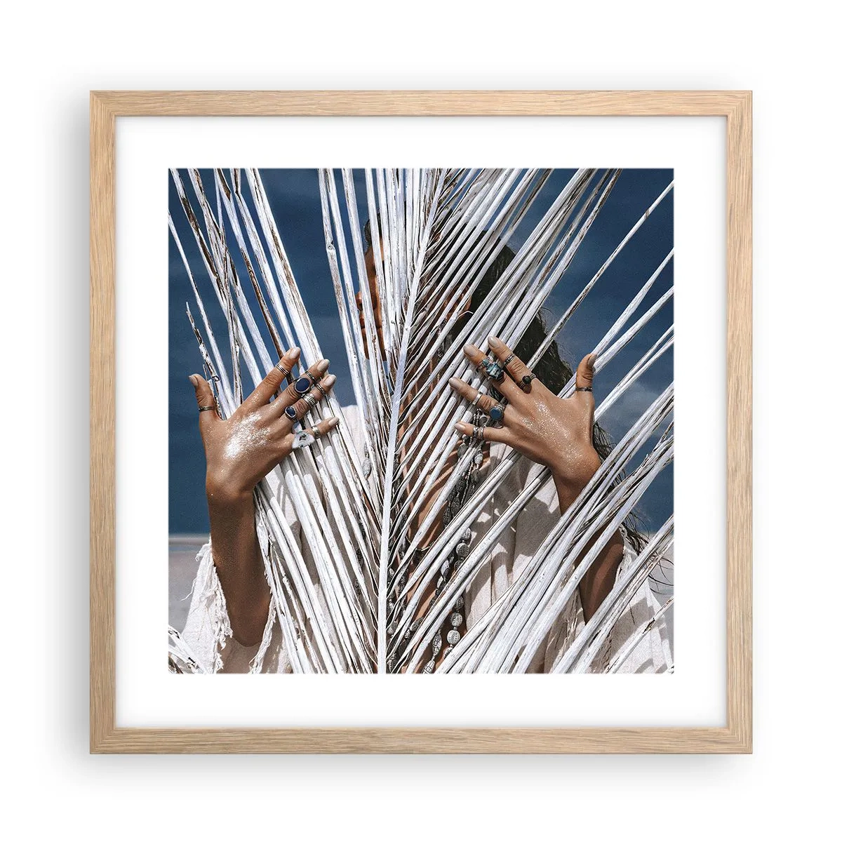 Poster in cornice rovere chiaro - La ragazza dello sciamano? - 40x40 cm