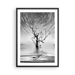 Poster in cornice nera - La stella volteggia sopra un albero solitario nell'acqua - 50x70cm - Sinfonia della natura - Decorazione murale moderna per soggiorno e camera da letto ARTTOR