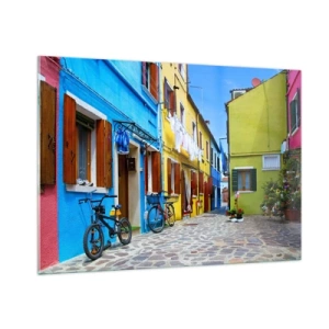 Quadro su vetro - Una strada colorata con biciclette e case decorate - 100x70cm - Un dolce angolo color pastello - Decorazione murale moderna per soggiorno e camera da letto ARTTOR