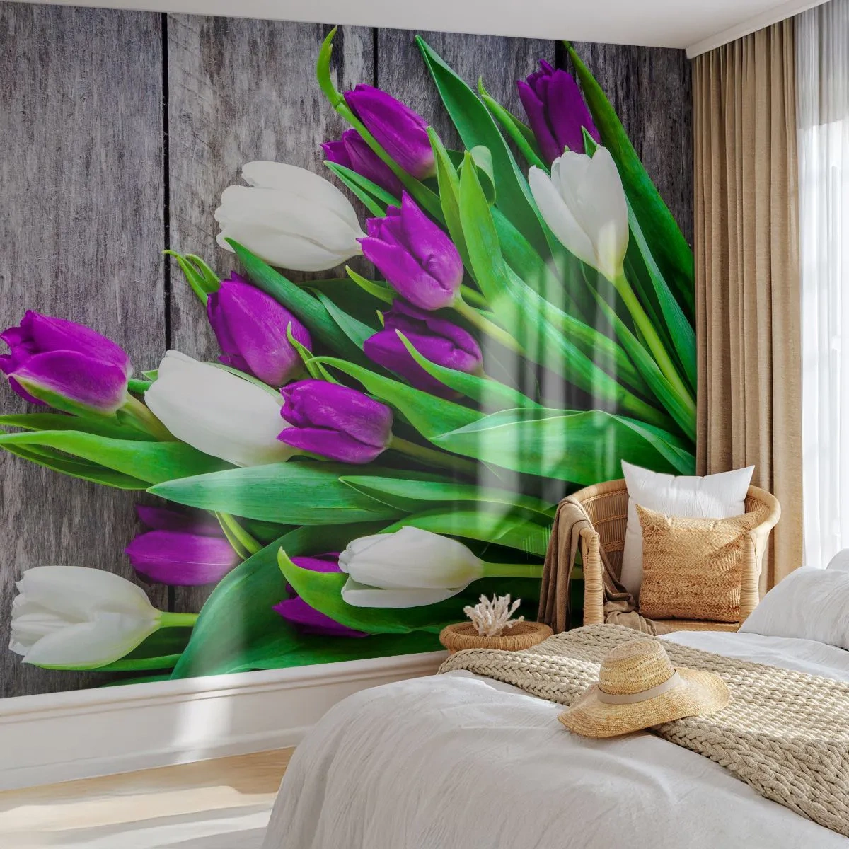 Fotomurali Premium Sand - Un mazzo di tulipani bianchi e viola su legno - 100x70cm - Nella festa della primavera - Decorazione murale moderna per soggiorno e camera da letto ARTTOR