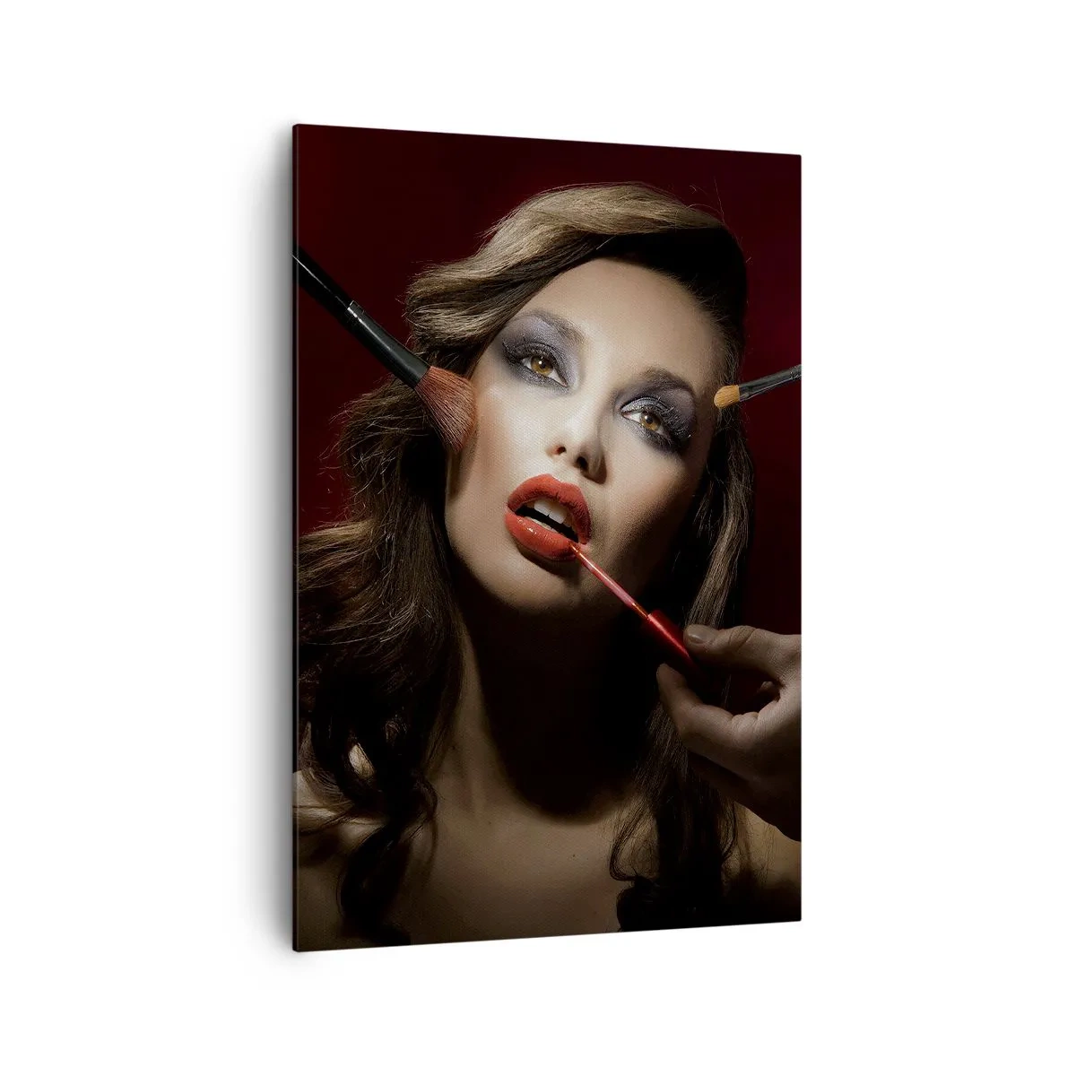 Quadro su tela - Stampe su Tela - Ritratto elegante di una donna che si trucca su uno sfondo scuro - 70x100cm - Bella sognante - Decorazione murale moderna per soggiorno e camera da letto ARTTOR
