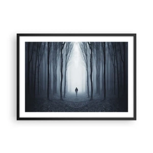 Poster in cornice nera - Una figura che cammina tra gli alberi in una foresta nebbiosa - 70x50cm - E tutto è semplice e chiaro - Decorazione murale moderna per soggiorno e camera da letto ARTTOR