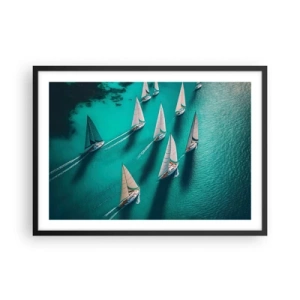 Poster in cornice nera - Yacht in movimento dinamico sulle acque turchesi - 70x50cm - In gara con il vento - Decorazione murale moderna per soggiorno e camera da letto ARTTOR
