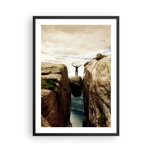 Poster in cornice nera - Un uomo in piedi su una roccia sospesa tra le scogliere - 50x70cm - Come ti senti? - Decorazione murale moderna per soggiorno e camera da letto ARTTOR