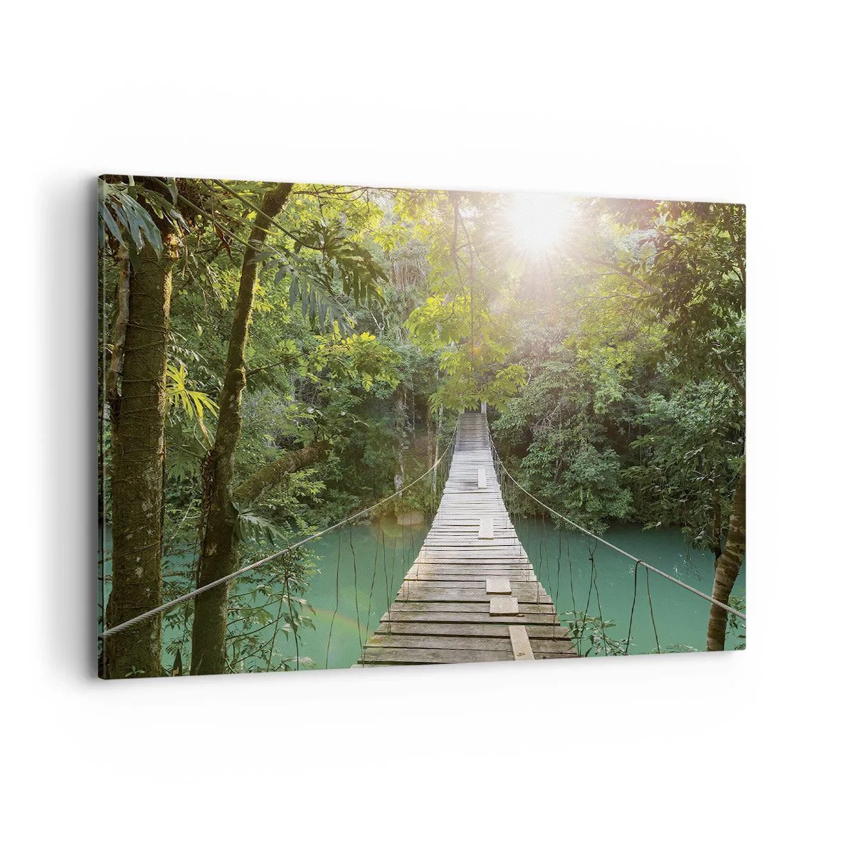 Quadro su tela - Stampe su Tela - Un ponte sospeso in una foresta tropicale illuminato dalla luce del sole. - 100x70cm - Sull'acqua azzurra verso il bosco azzurro - Decorazione murale moderna per soggiorno e camera da letto ARTTOR