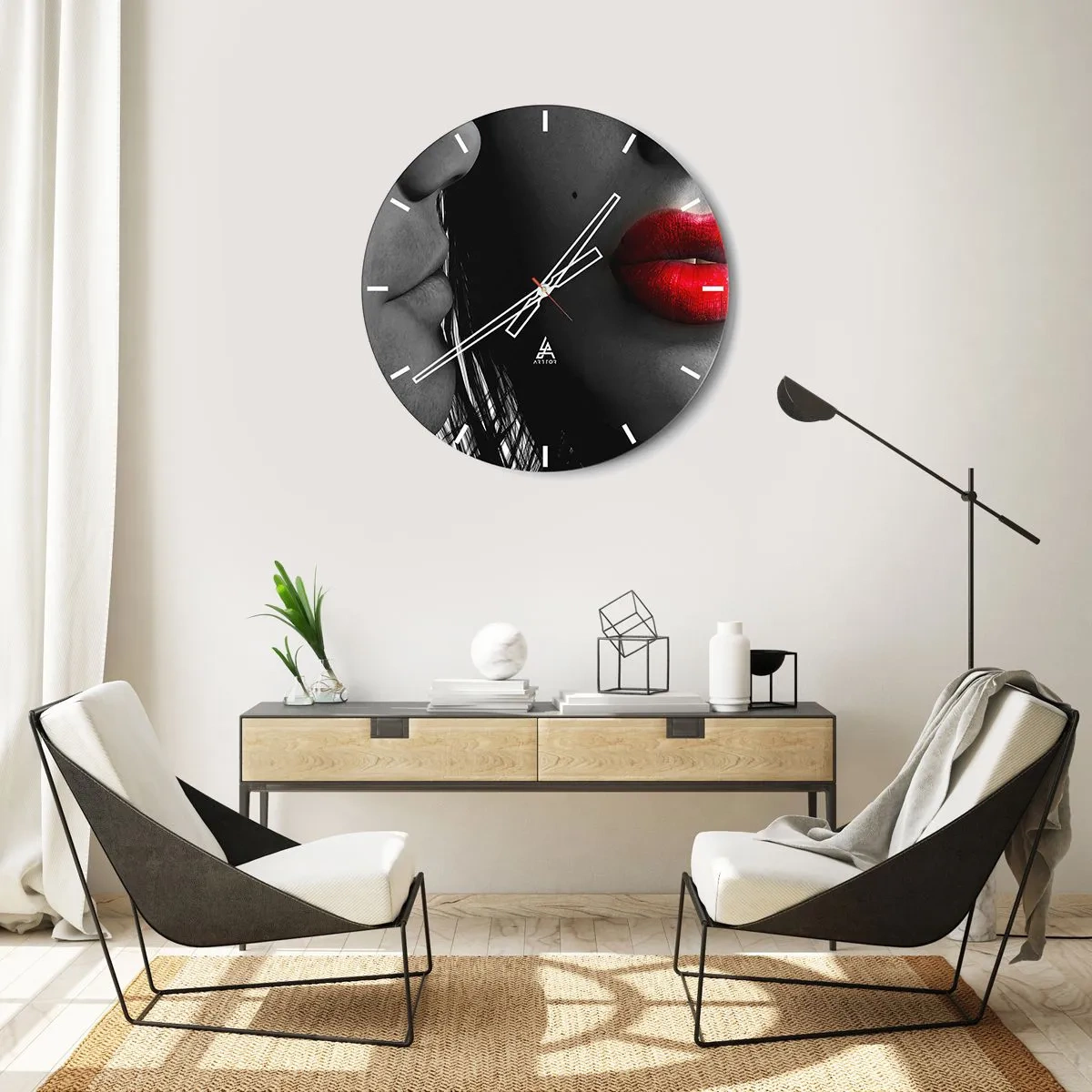 Orologio da parete - Orologio in Vetro - Primo piano in bianco e nero di un viso con labbra rosse - 30x30cm - Volto accanto al volto  - Decorazione murale moderna per soggiorno, cucina e camera da letto ARTTOR