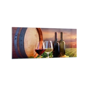 Quadro su vetro - Vino, bicchieri e una botte in un paesaggio pittoresco - 120x50cm - Qui la vita ha gusto - Decorazione murale moderna per soggiorno e camera da letto ARTTOR