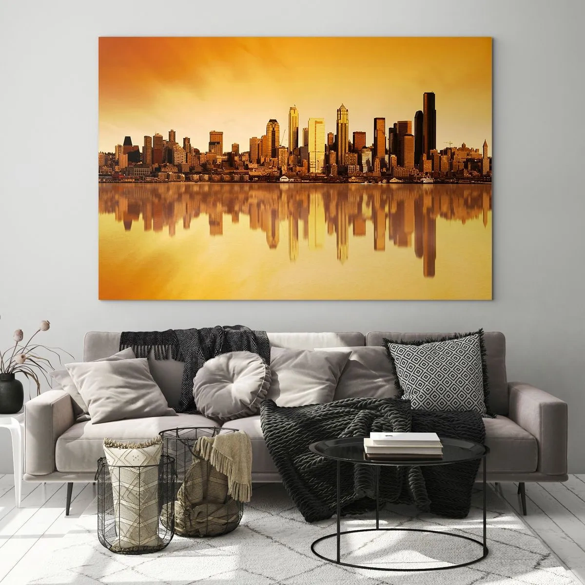 Quadro su vetro - Panorama della città nella luce dorata del tramonto - 70x50cm - Silenzio della metropoli - Decorazione murale moderna per soggiorno e camera da letto ARTTOR