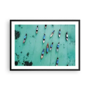 Poster in cornice nera - Una vista a volo d'uccello delle barche sull'acqua turchese - 70x50cm - In gioiosa attesa - Decorazione murale moderna per soggiorno e camera da letto ARTTOR