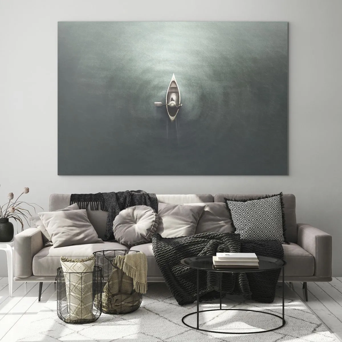 Quadro su vetro - Una barca solitaria alla deriva su un lago calmo e verdastro - 70x50cm - Nel lago al chiaro di luna - Decorazione murale moderna per soggiorno e camera da letto ARTTOR