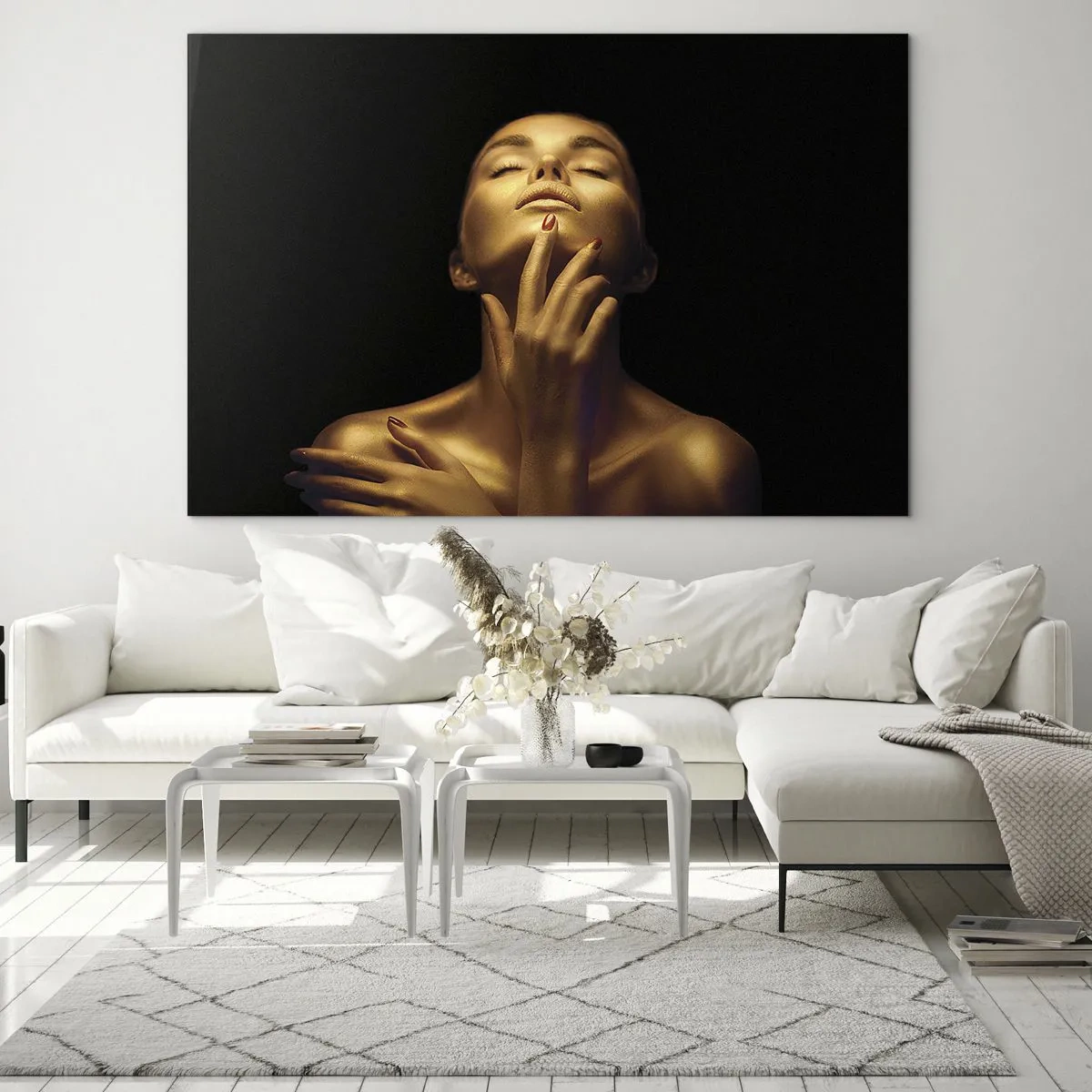 Quadro su vetro - Ritratto di una donna in tonalità dorate - 70x50cm - Come seta d'oro - Decorazione murale moderna per soggiorno e camera da letto ARTTOR