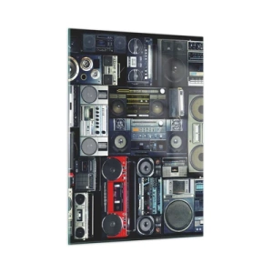 Quadro su vetro - Un collage di radio e registratori retrò su uno sfondo scuro. - 50x70cm - Nostalgia degli anni '80 - Decorazione murale moderna per soggiorno e camera da letto ARTTOR