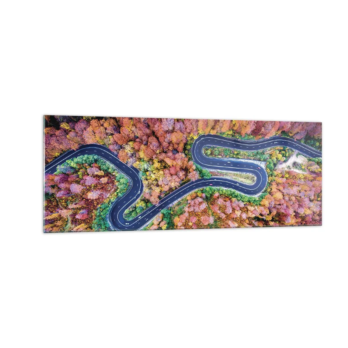 Quadro su vetro - Una strada tortuosa in una foresta autunnale vista a volo d'uccello - 140x50cm - Via tortuosa attraverso il bosco - Decorazione murale moderna per soggiorno e camera da letto ARTTOR