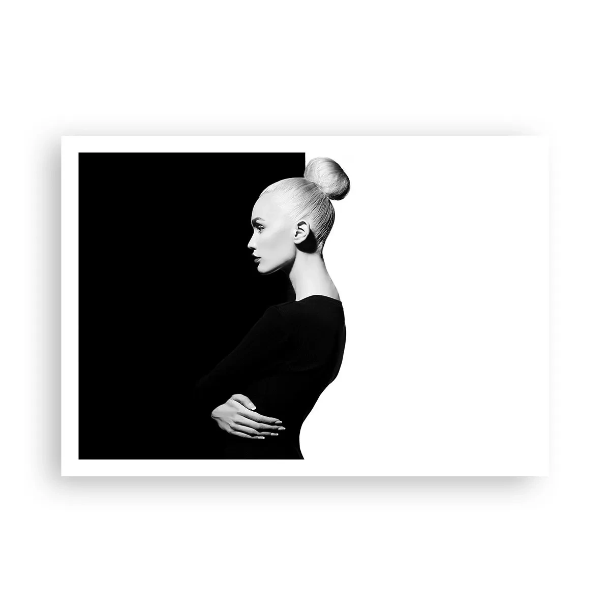 Poster - Ritratto elegante di una donna su sfondo bianco e nero - 100x70cm - Semplicemente donna - Decorazione murale moderna per soggiorno e camera da letto ARTTOR