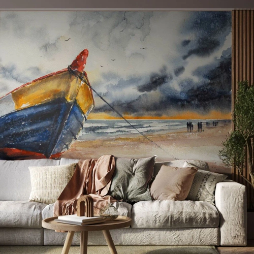 Fotomurali Premium Sand - Una pittoresca barca sulla spiaggia sotto un cielo tempestoso al tramonto - 100x70cm - Riposo sulla riva - Decorazione murale moderna per soggiorno e camera da letto ARTTOR