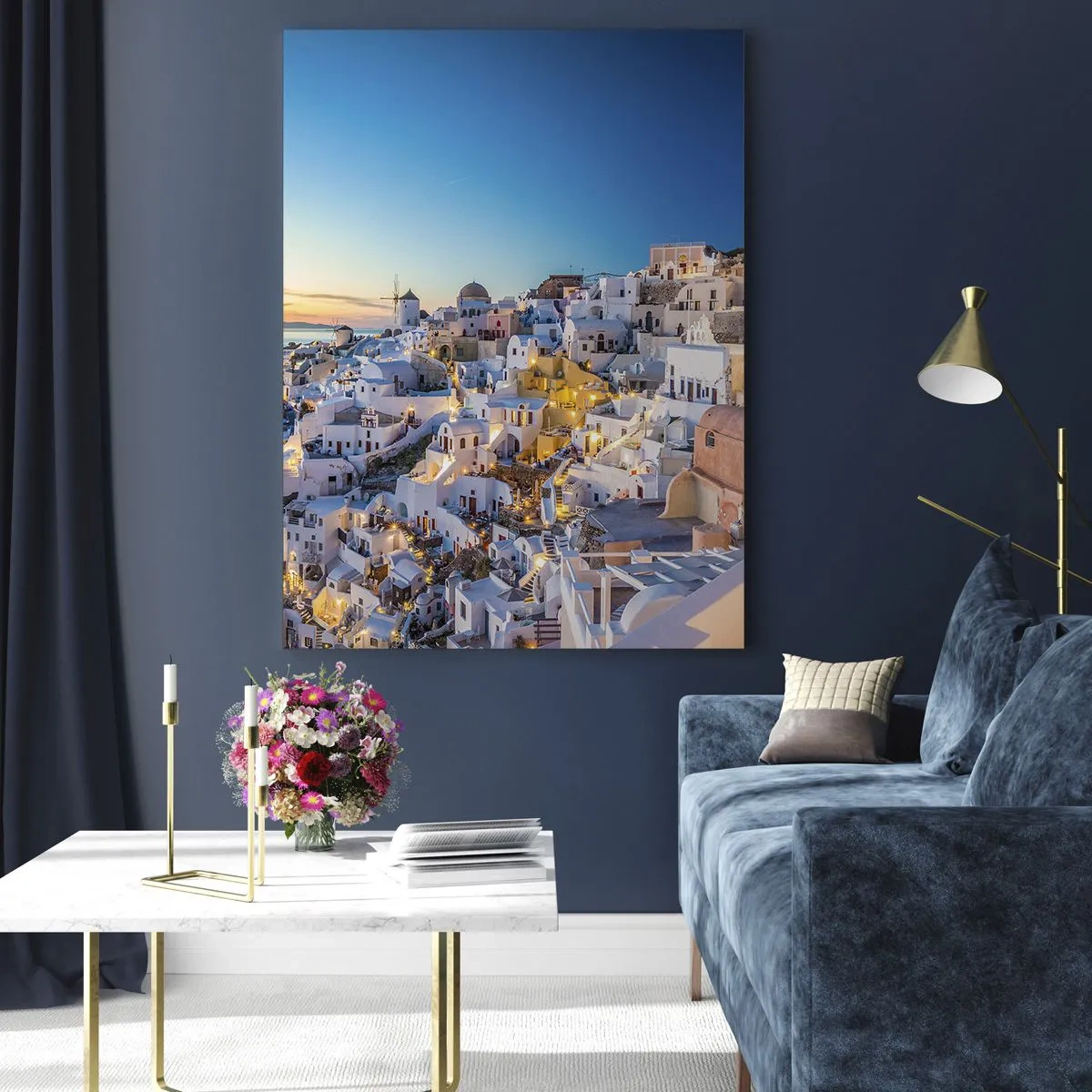 Quadro su vetro - Vista di una città greca al tramonto - 80x120cm - Essenza della grecità - Decorazione murale moderna per soggiorno e camera da letto ARTTOR