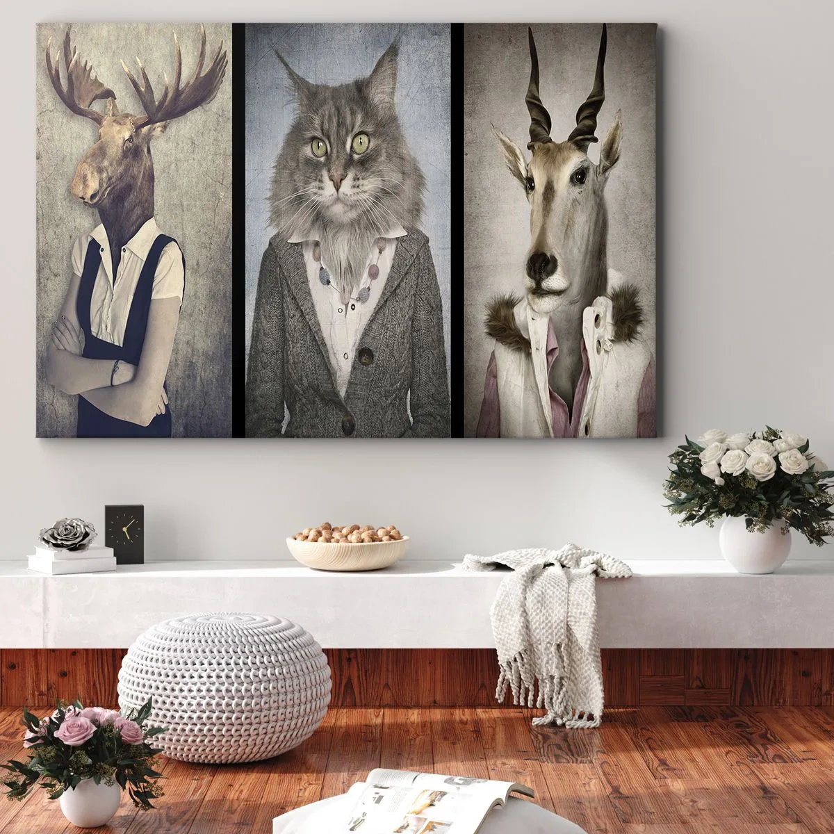 Quadro su tela - Stampe su Tela - Un trittico con figure di animali in abiti eleganti su uno sfondo stilizzato - 120x80cm - Le pellicce sono nuovamente di moda - Decorazione murale moderna per soggiorno e camera da letto ARTTOR
