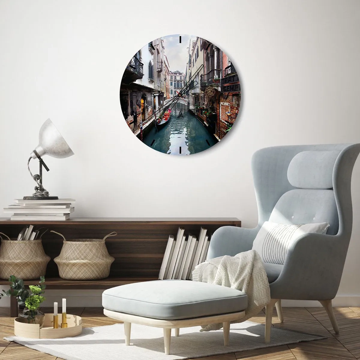 Orologio da parete - Orologio in Vetro - Un canale veneziano con una gondola tra le case popolari - 30x30cm - Paesaggio veneziano con gondola e ponte - Decorazione murale moderna per soggiorno, cucina e camera da letto ARTTOR