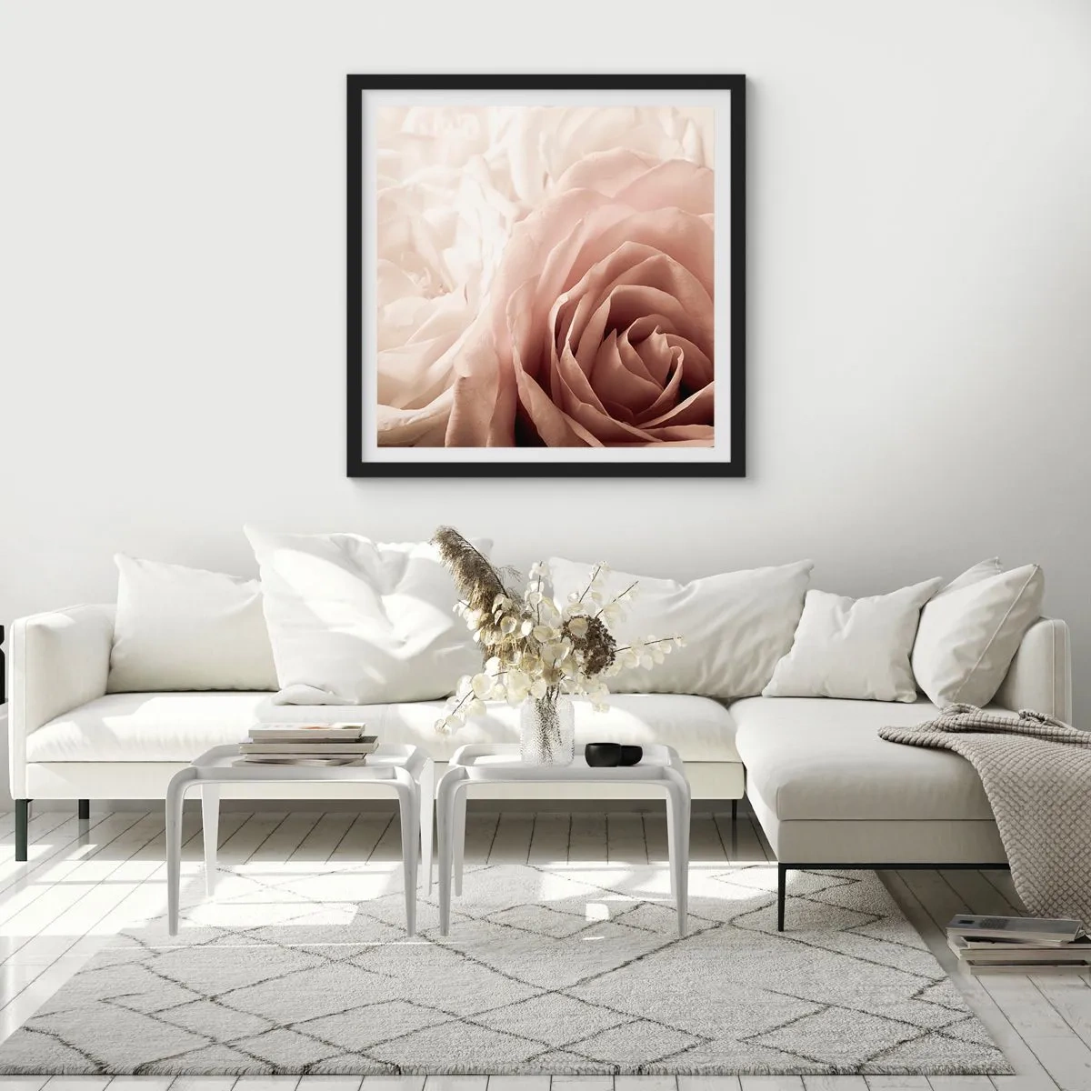 Poster in cornice nera - Nel cuore della rosa - 30x30 cm