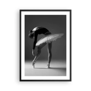 Poster in cornice nera - Una ballerina in una composizione in bianco e nero in una posa elegante - 50x70cm - Bella ballerina - Decorazione murale moderna per soggiorno e camera da letto ARTTOR