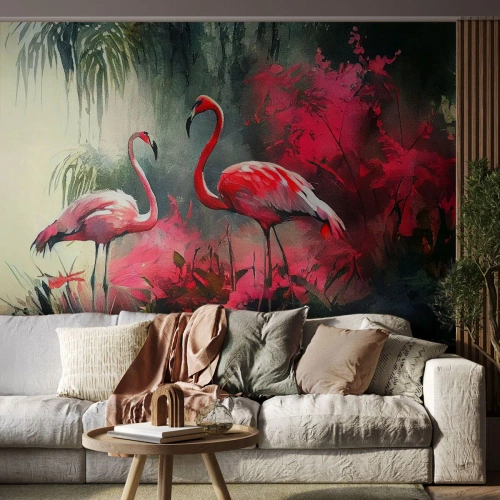 Fotomurali Premium Sand - Due fenicotteri in riva all'acqua tra piante rosa - 100x70cm - Lezione di naturale eleganza - Decorazione murale moderna per soggiorno e camera da letto ARTTOR