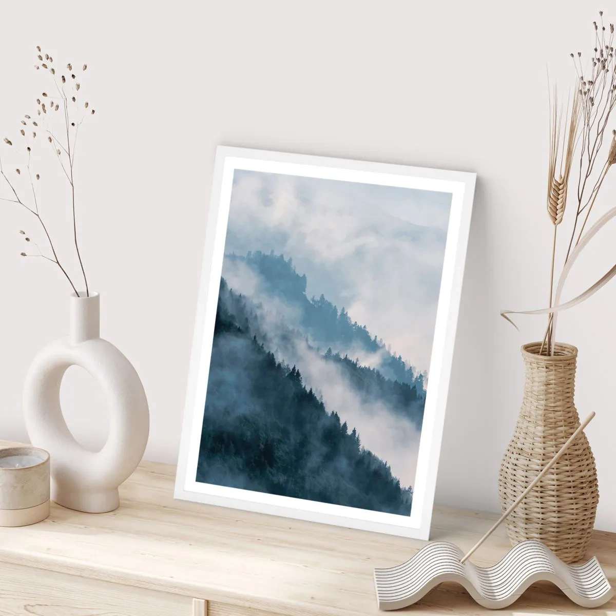 Poster in cornice bianca - La mistica dei monti - 40x50 cm