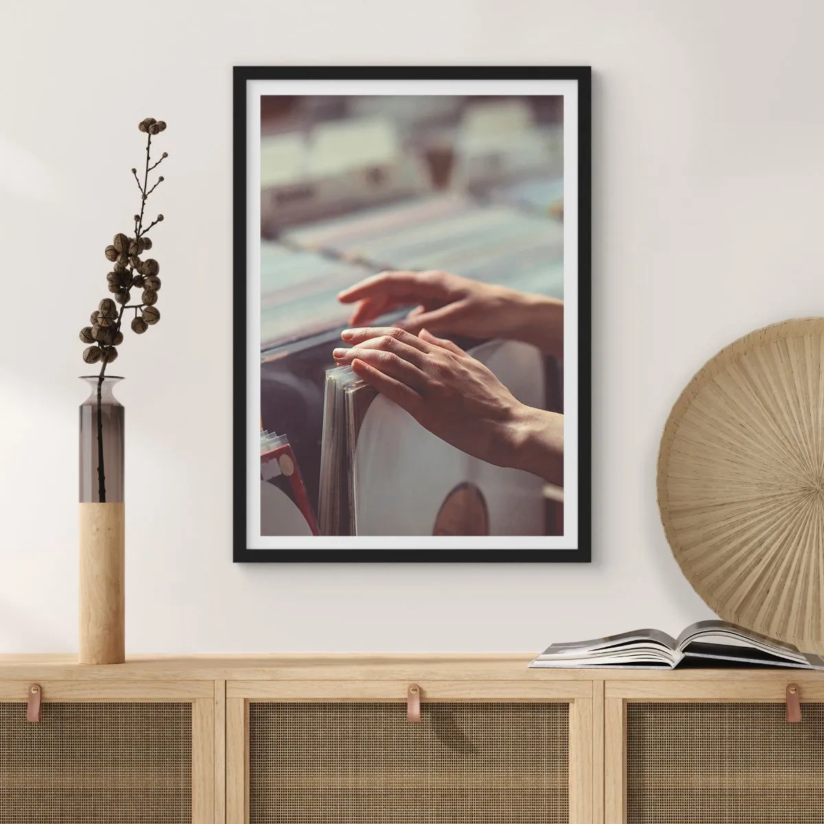 Poster in cornice nera - Alla ricerca di emozioni - 40x50 cm