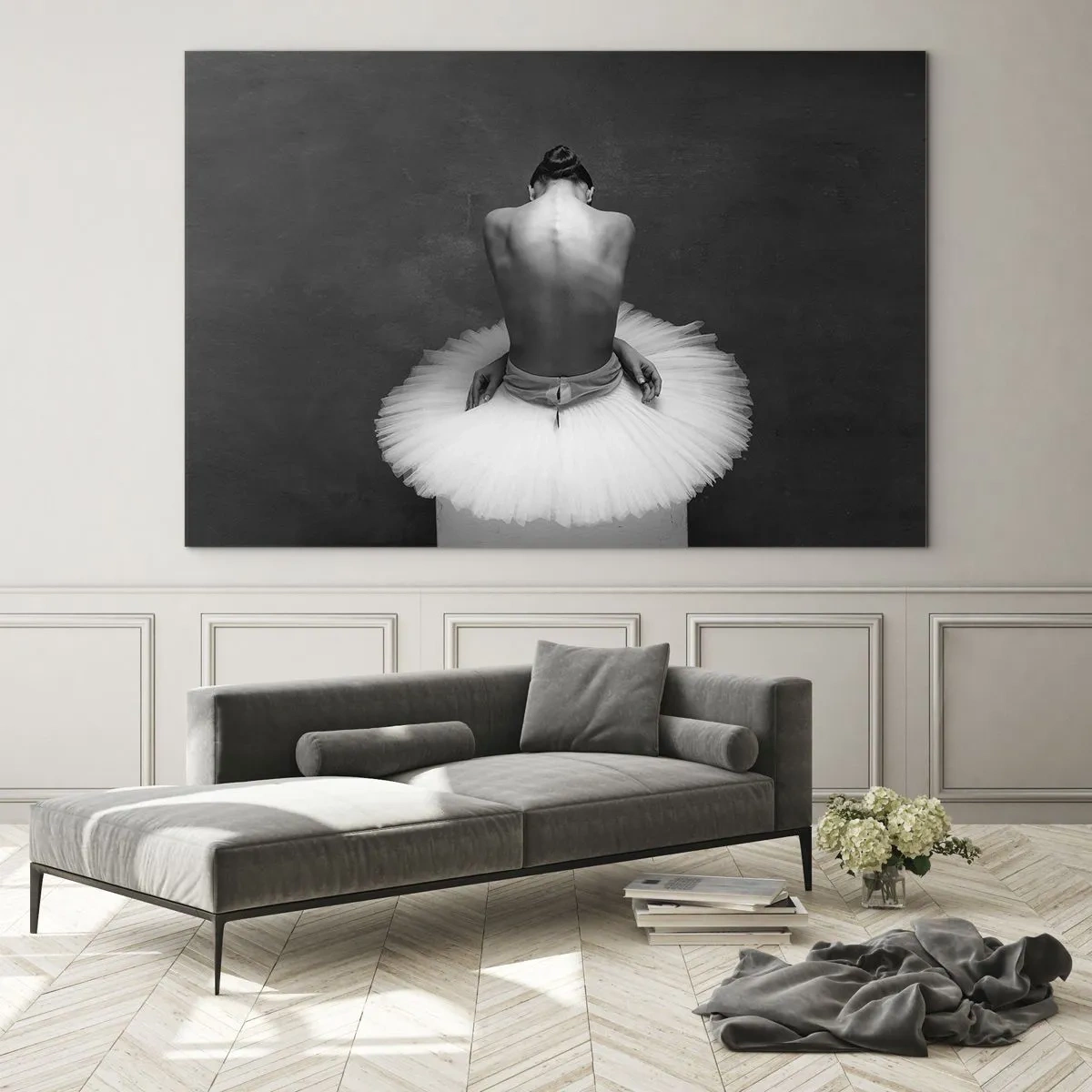 Quadro su vetro - Una ballerina seduta con una gonna di tulle contro un'ombra - 100x70cm - Fiorisce adesso - Decorazione murale moderna per soggiorno e camera da letto ARTTOR