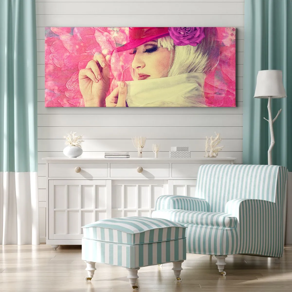 Quadro su tela - Stampe su Tela - Donna elegante con un cappello rosa con un fiore - 160x50cm - Ritratto retro nei vapori di rosa - Decorazione murale moderna per soggiorno e camera da letto ARTTOR