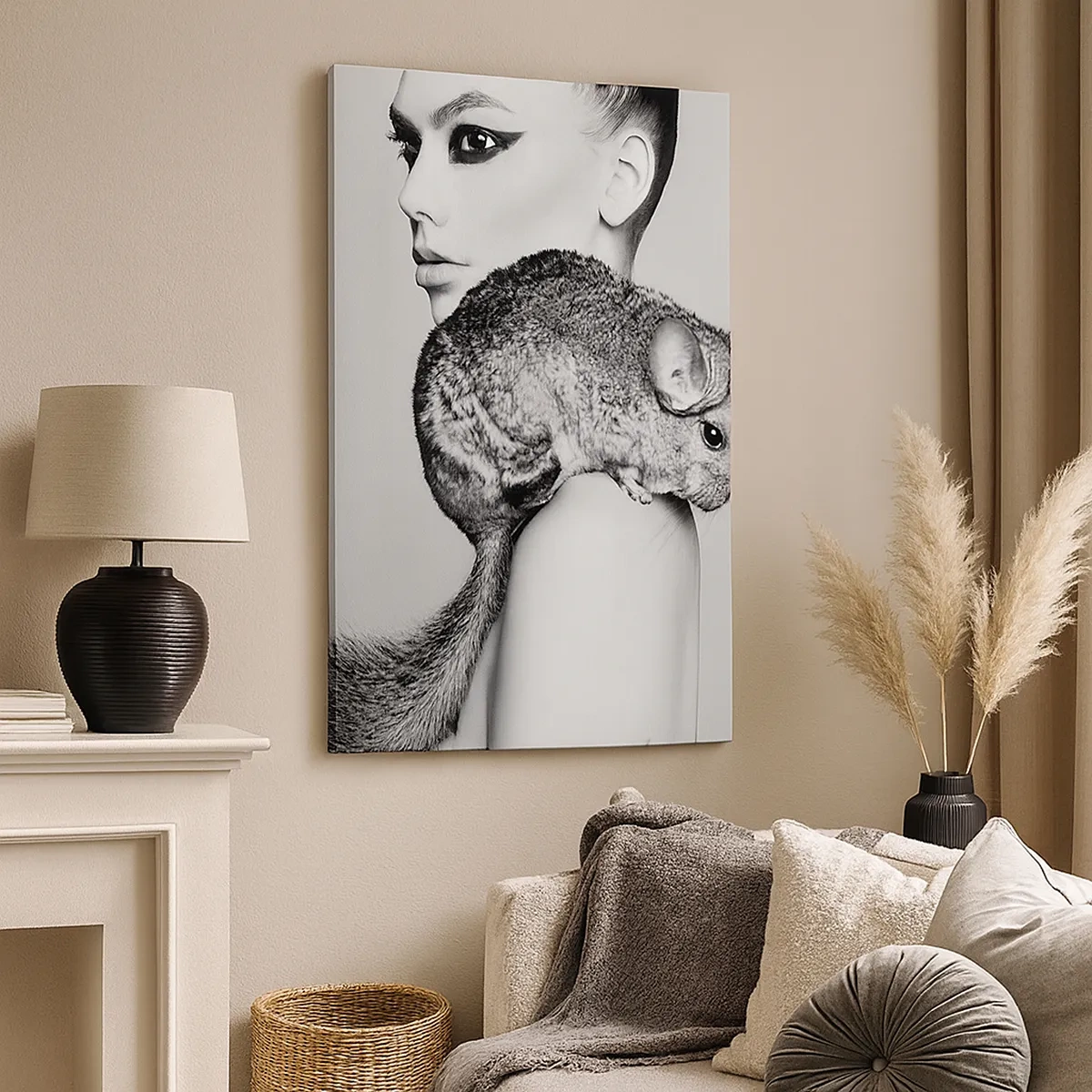 Quadro su tela - Stampe su Tela - Donna stilizzata con un cincillà in un'elegante composizione in bianco e nero - 50x70cm - Dama con il cincillà - Decorazione murale moderna per soggiorno e camera da letto ARTTOR