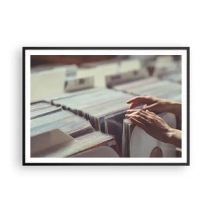 Poster in cornice nera - Mani che guardano attraverso una collezione di vinili - 100x70cm - Alla ricerca di emozioni - Decorazione murale moderna per soggiorno e camera da letto ARTTOR
