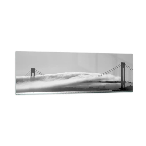 Quadro su vetro - Un ponte sull'acqua avvolto nella nebbia in uno scatto in bianco e nero - 160x50cm - Navigare attraverso la Porta d'Oro - Decorazione murale moderna per soggiorno e camera da letto ARTTOR
