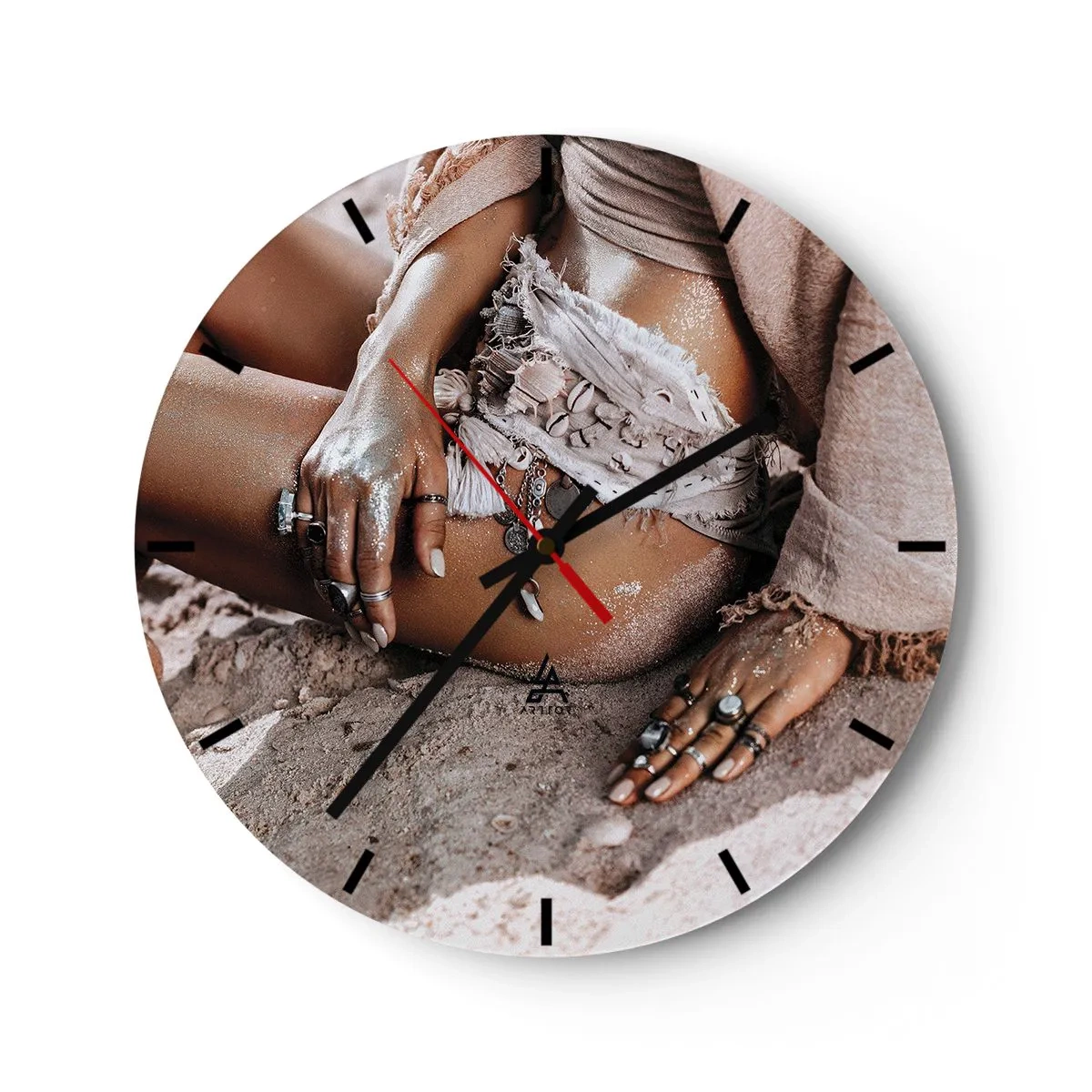 Orologio da parete - Orologio in Vetro - Stile boho femminile con gioielli e sabbia sulla pelle - 30x30cm - Gettata dalle onde? - Decorazione murale moderna per soggiorno, cucina e camera da letto ARTTOR
