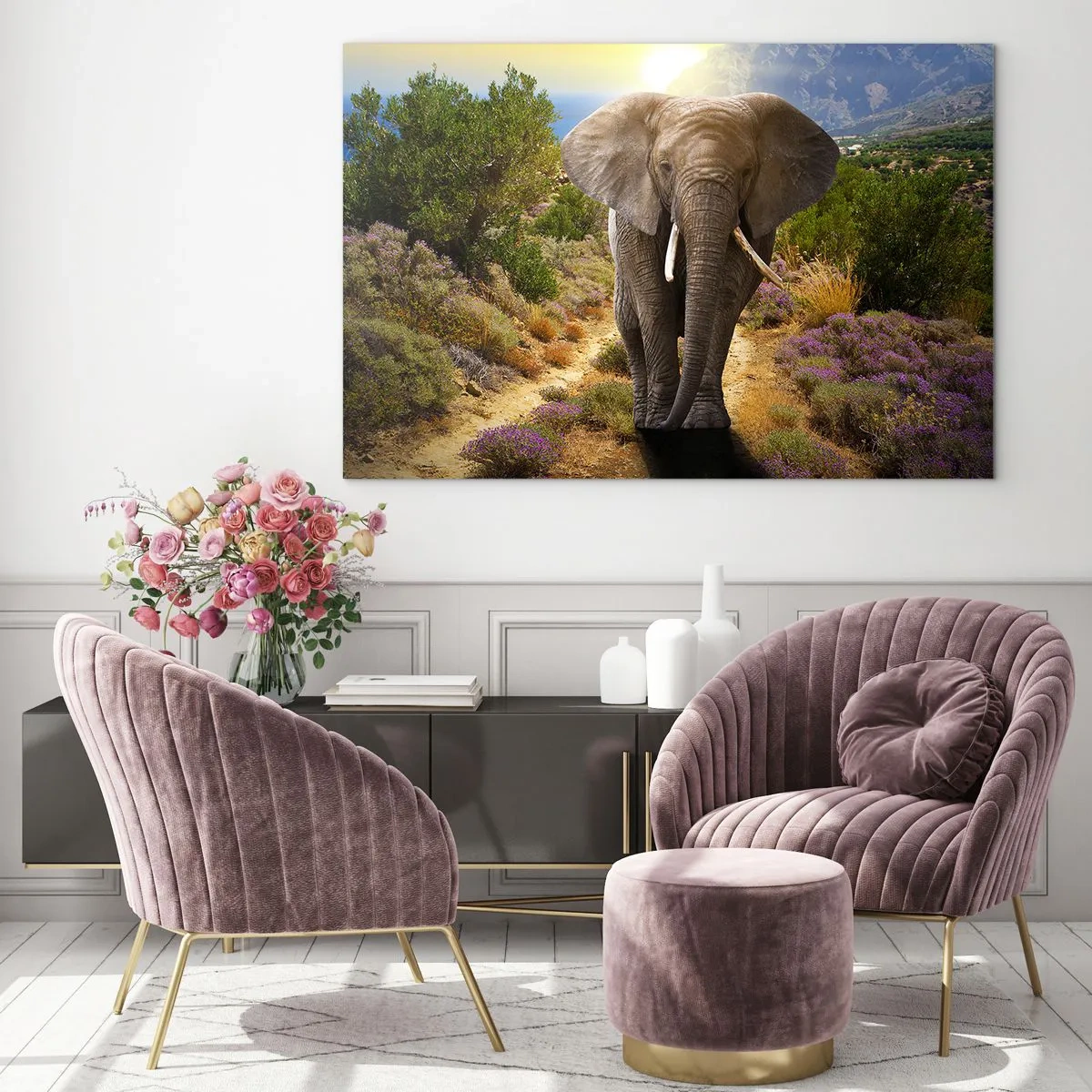 Quadro su vetro - Un elefante contro un paesaggio montano al tramonto - 70x50cm - Così era il paradiso - Decorazione murale moderna per soggiorno e camera da letto ARTTOR