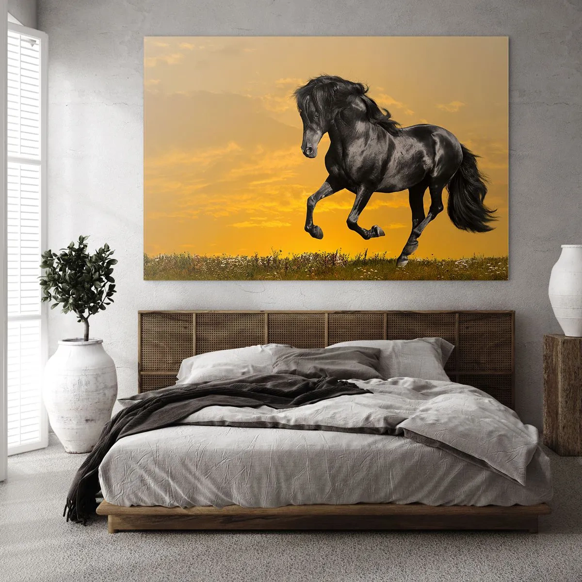 Quadro su vetro - Un cavallo nero che galoppa contro il sole al tramonto - 70x50cm - Bello, libero e selvaggio - Decorazione murale moderna per soggiorno e camera da letto ARTTOR