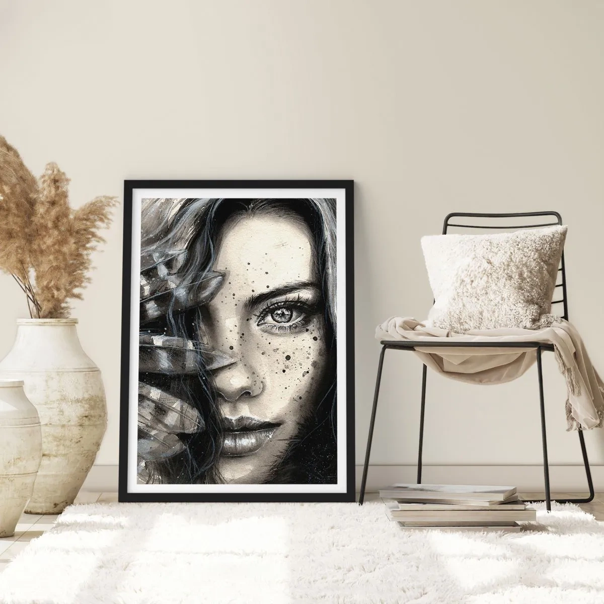 Poster in cornice nera - Ritratto di donna in stile monocromatico - 50x70cm - Bellezza selvaggia - Decorazione murale moderna per soggiorno e camera da letto ARTTOR
