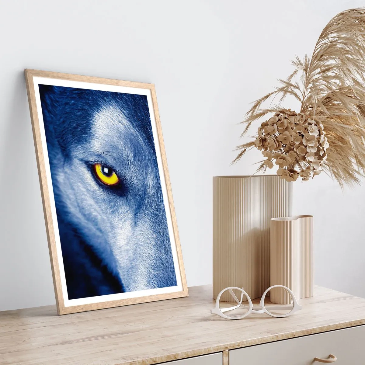 Poster in cornice rovere chiaro - Sguardo ipnotico - 70x100 cm