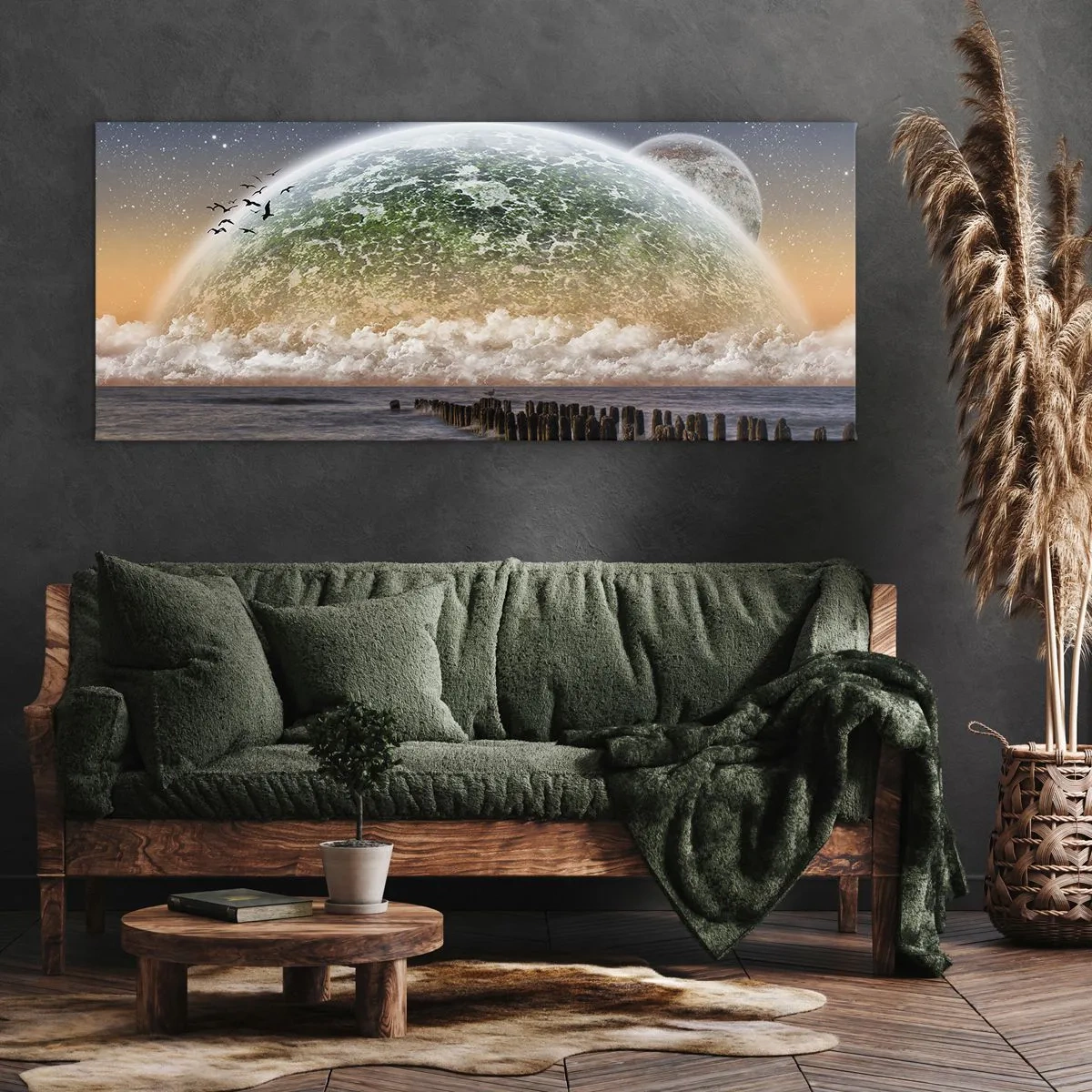 Quadro su tela - Stampe su Tela - Un paesaggio fantastico con un grande pianeta sopra il mare e un molo di legno. - 120x50cm - E il mondo emerse dalle acque - Decorazione murale moderna per soggiorno e camera da letto ARTTOR